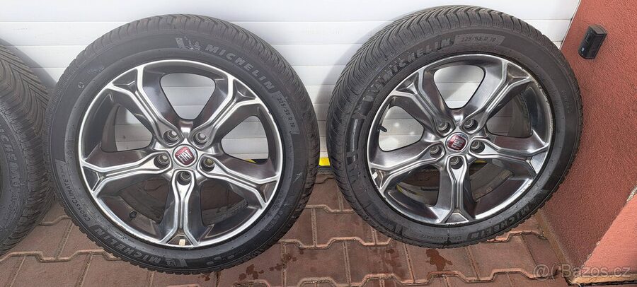 Fiat Freemont Cross – kola 19″ s pneu Michelin – sada 58 – fotografie 3 z 7