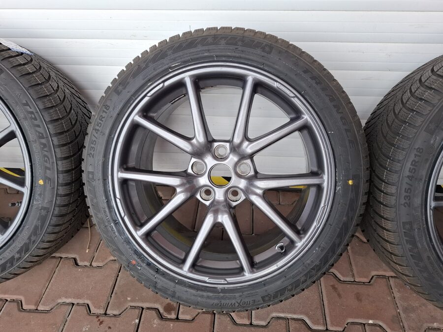 Tesla Model 3 – zimní sada kol 18″ – sada č. 44 – fotografie 5 z 11