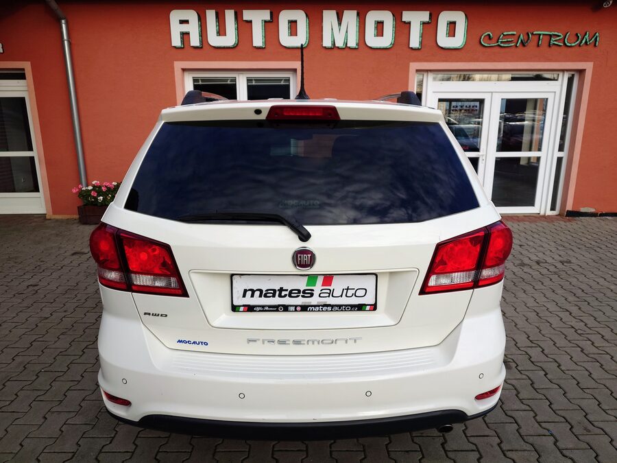 Fiat Freemont 2.0 Multijet Lounge 125kW – fotografie 8 z 26