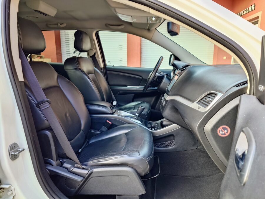 Fiat Freemont 2.0 Multijet Lounge 125kW – fotografie 14 z 26