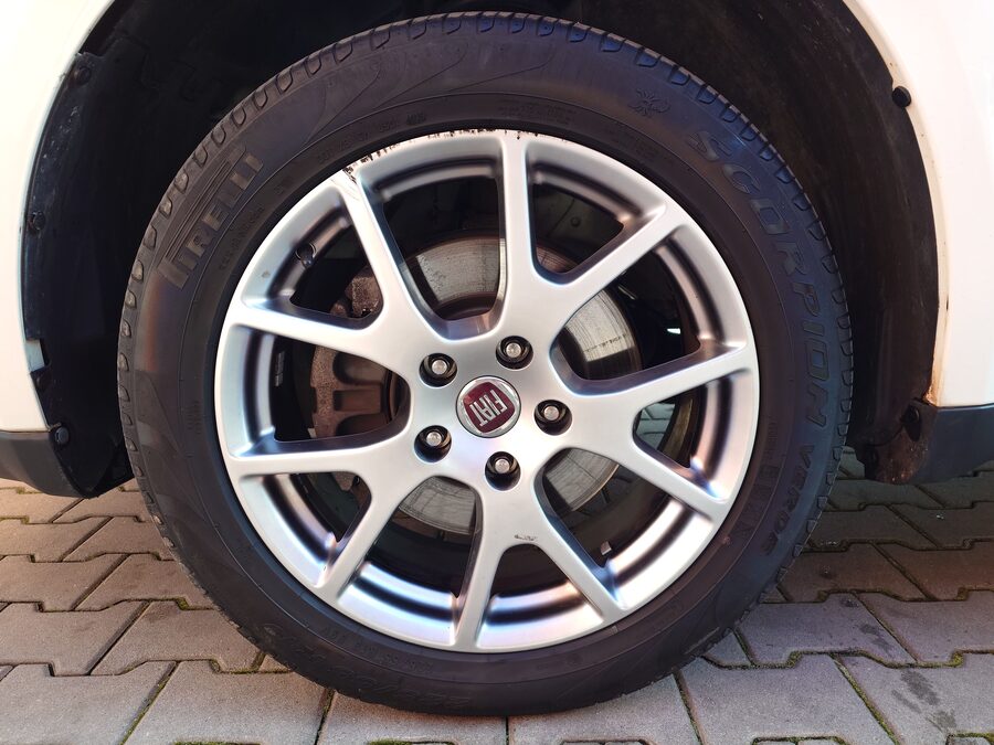 Fiat Freemont 2.0 Multijet Lounge 125kW – fotografie 22 z 26