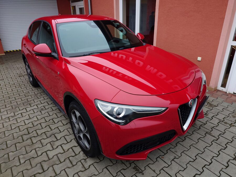 Alfa Romeo Stelvio 2.0 Ti 206 kW – fotografie 4 z 27