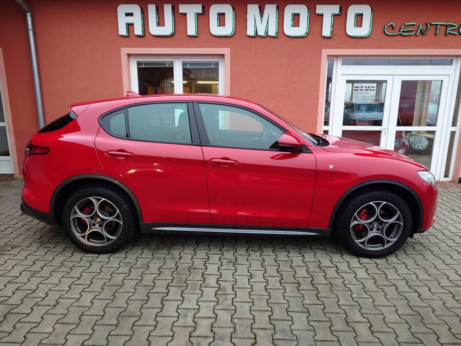 Alfa Romeo Stelvio 2.0 Ti 206 kW – fotografie 5 z 27