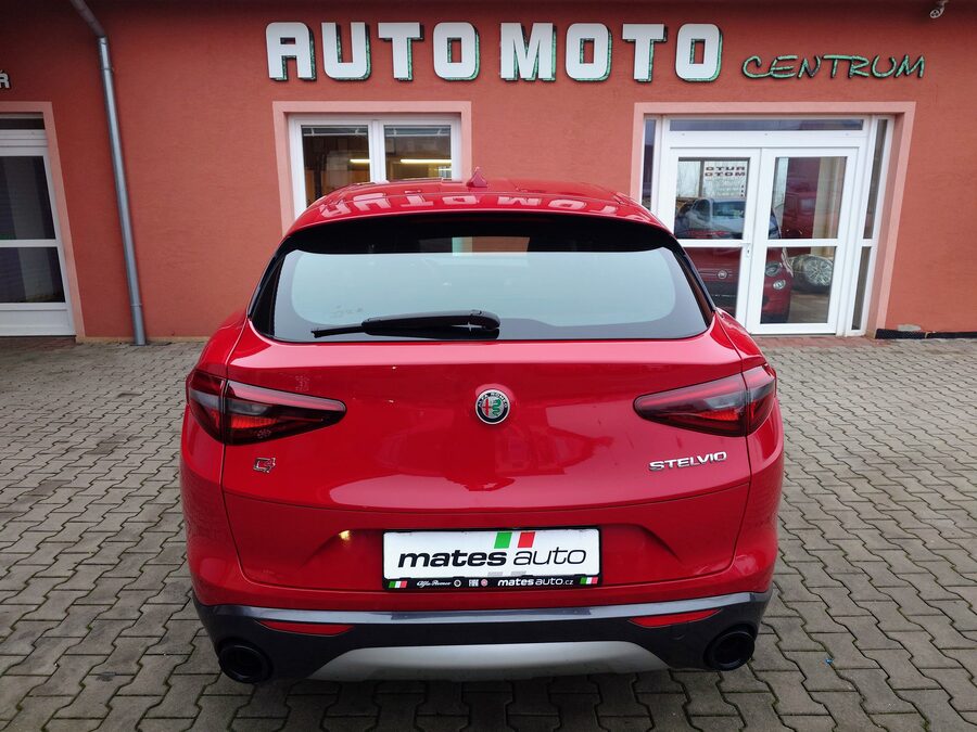 Alfa Romeo Stelvio 2.0 Ti 206 kW – fotografie 8 z 27