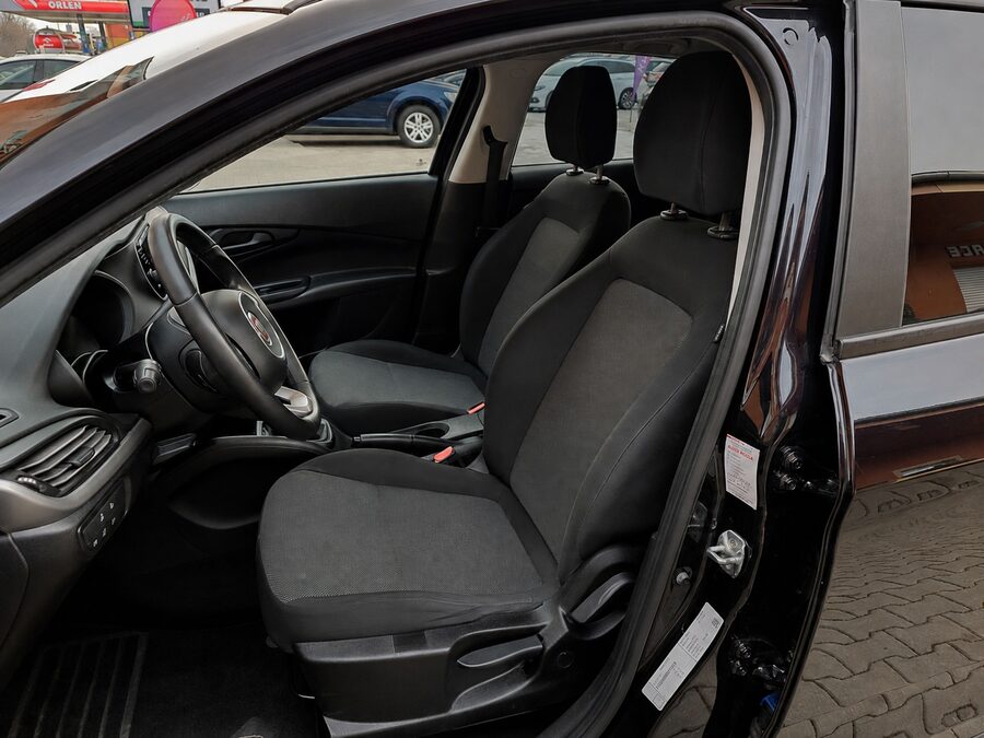 Fiat Tipo 1.4 Street 70kW – fotografie 14 z 27