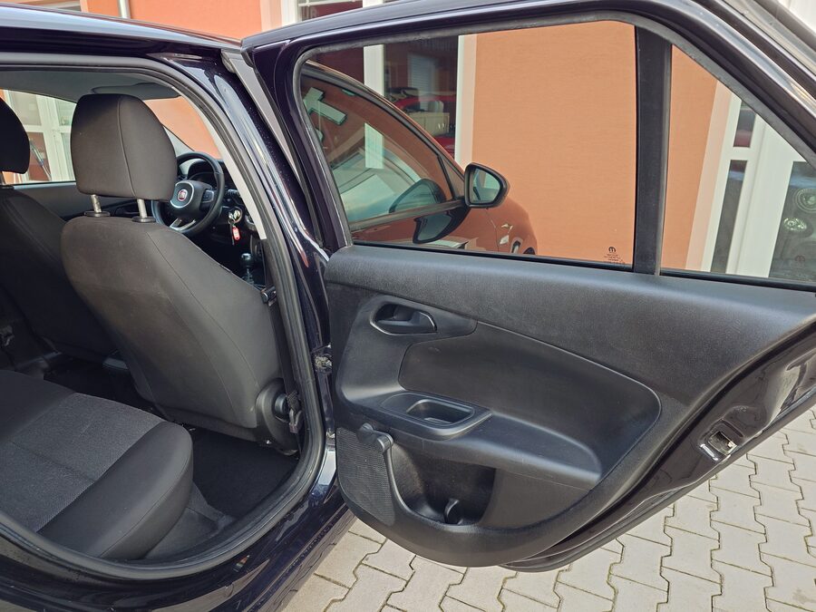 Fiat Tipo 1.4 Street 70kW – fotografie 20 z 27