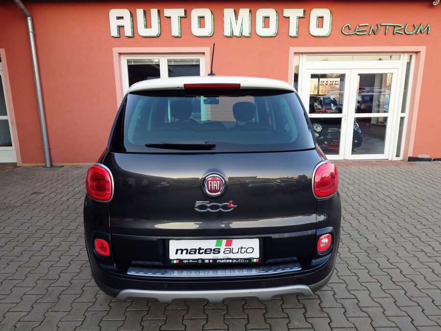 Fiat 500L 1.4 Trekking 88kW – fotografie 8 z 27