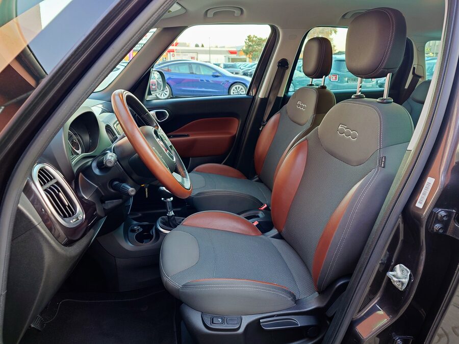 Fiat 500L 1.4 Trekking 88kW – fotografie 11 z 27
