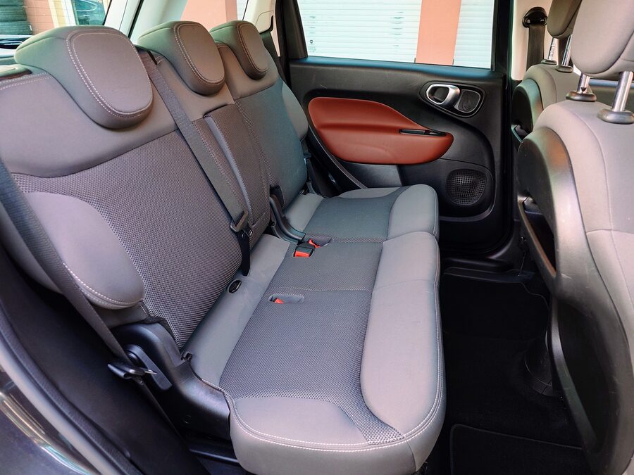 Fiat 500L 1.4 Trekking 88kW – fotografie 17 z 27