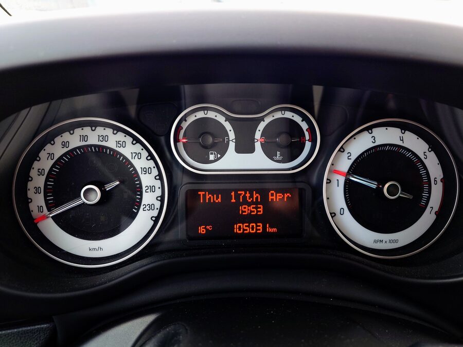 Fiat 500L 1.4 Trekking 88kW – fotografie 20 z 27