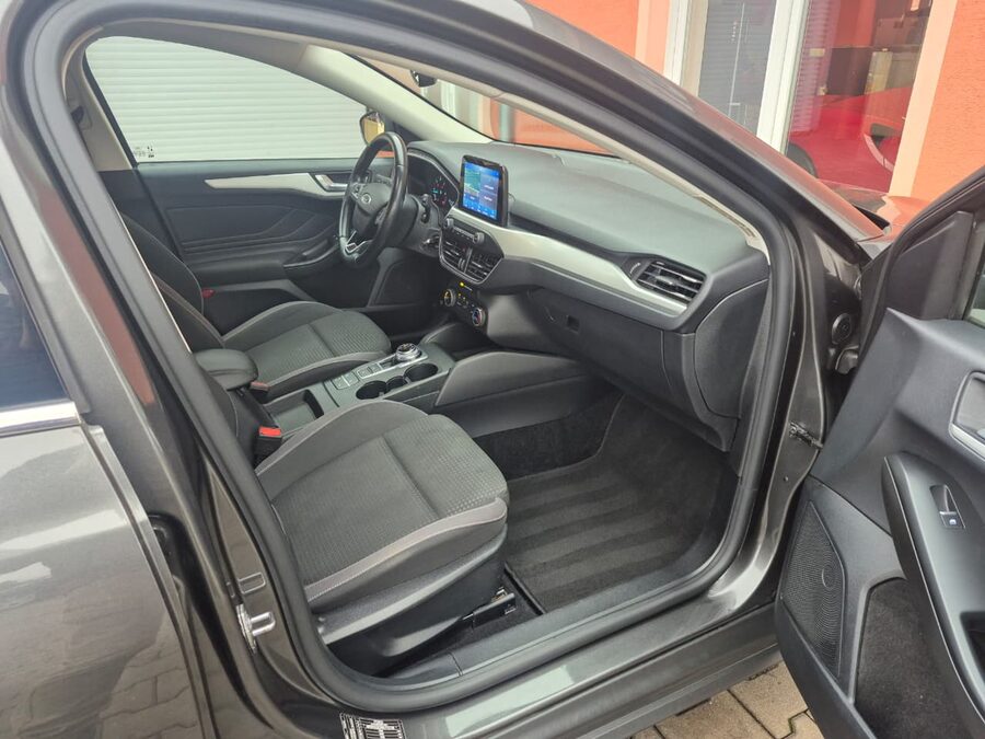 Ford Focus 1.5 Diesel 88kW - TDCi – fotografie 13 z 27