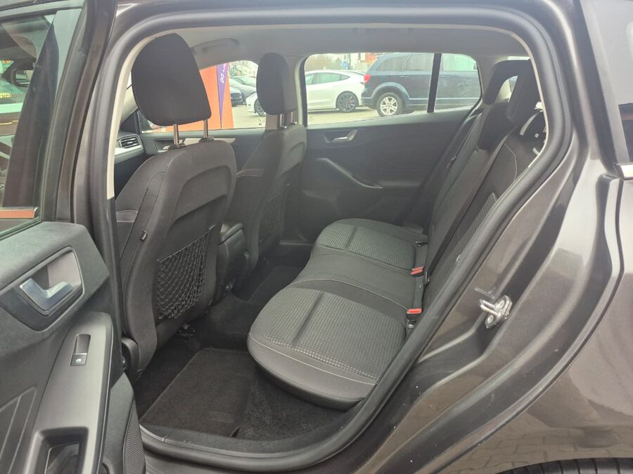 Ford Focus 1.5 Diesel 88kW - TDCi – fotografie 15 z 27