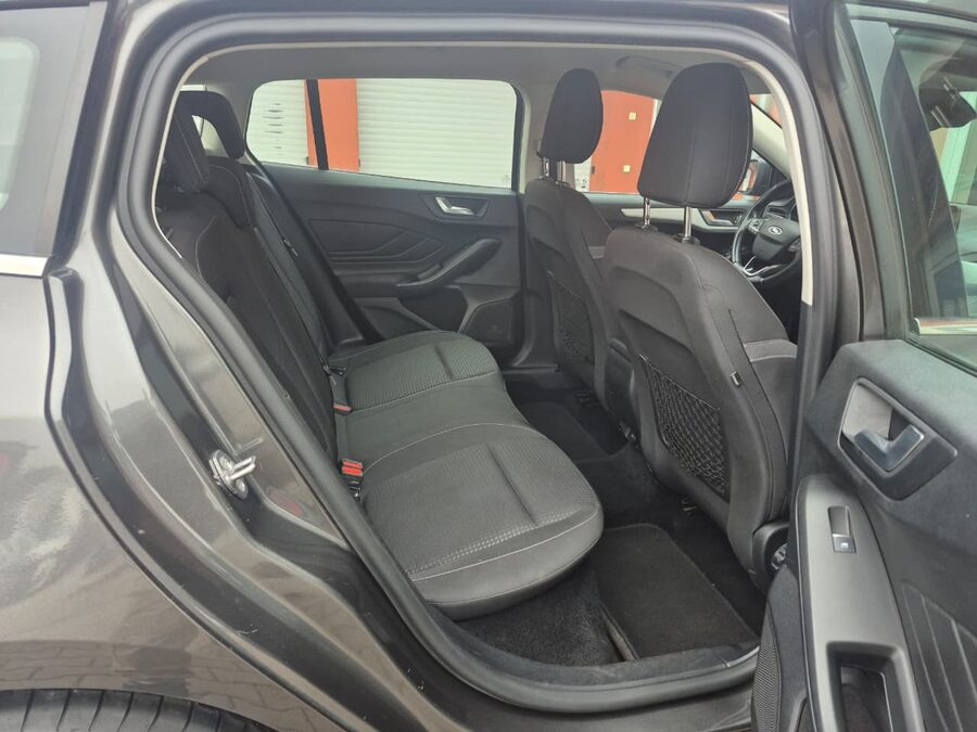 Ford Focus 1.5 Diesel 88kW - TDCi – fotografie 17 z 27