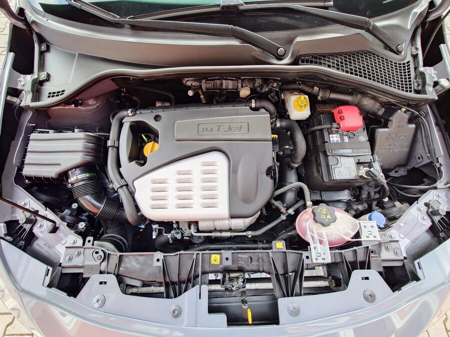 Fiat Tipo 1.4 TURBO S-Design 88 kW Grigio Metropoli – fotografie 9 z 25