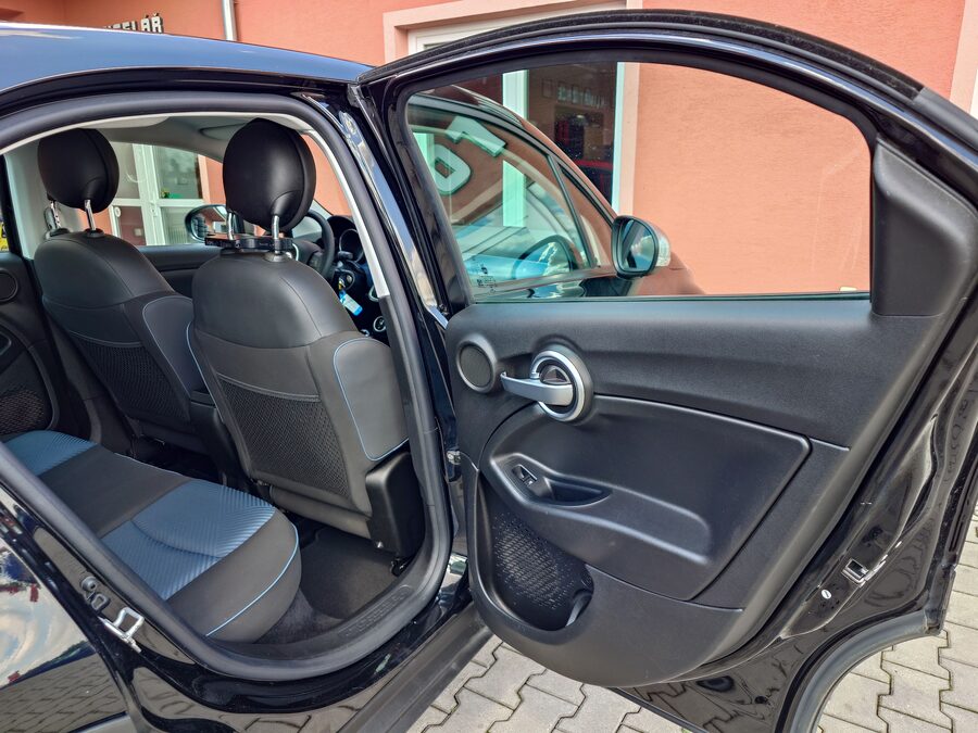 Fiat 500X 1.4 MultiAir 100 kW - Edice Mirror – fotografie 18 z 26