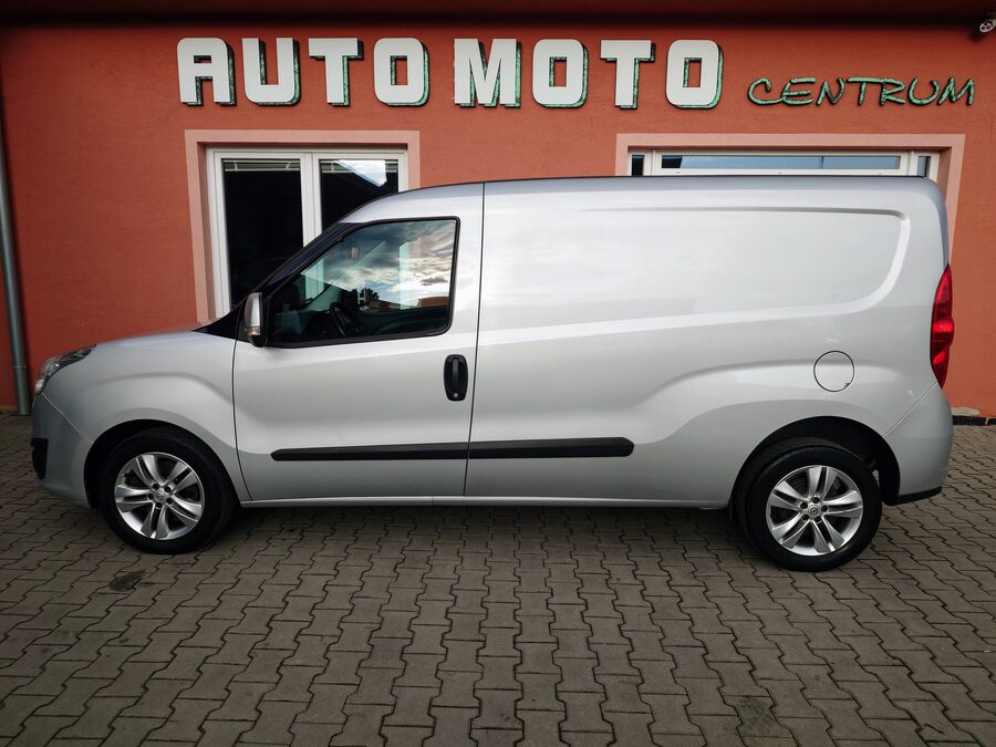 Opel Combo 1.6 CDTI 77 kW – fotografie 2 z 23