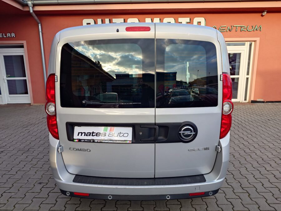 Opel Combo 1.6 CDTI 77 kW – fotografie 8 z 23