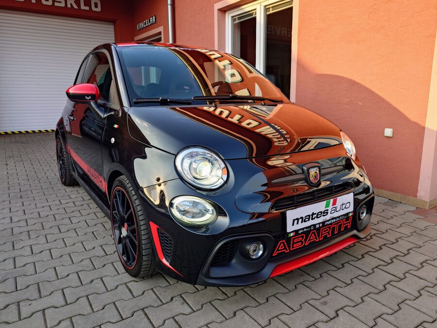 Abarth 595 1.4 132 kW – fotografie 4 z 25