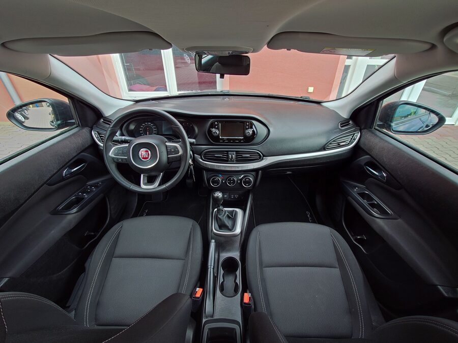 Fiat Tipo 1.4 Fire 70 kW - POP – fotografie 22 z 26