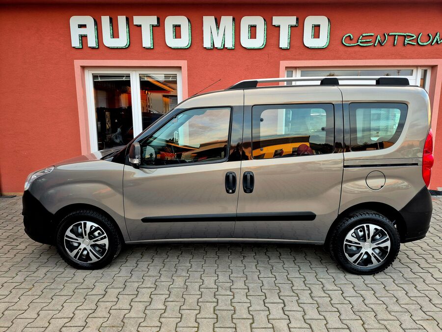 Opel Combo 1.4 70 kW Selection L1H1 N1 – fotografie 2 z 23