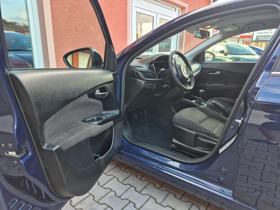 Fiat Tipo 1.4 70kw Lounge – fotografie 13 z 26