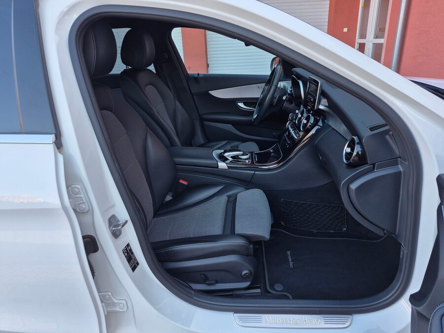 Mercedes-Benz Třídy C C 250 d 150kw Avantgarde W205 9G-TRONIC – fotografie 14 z 25