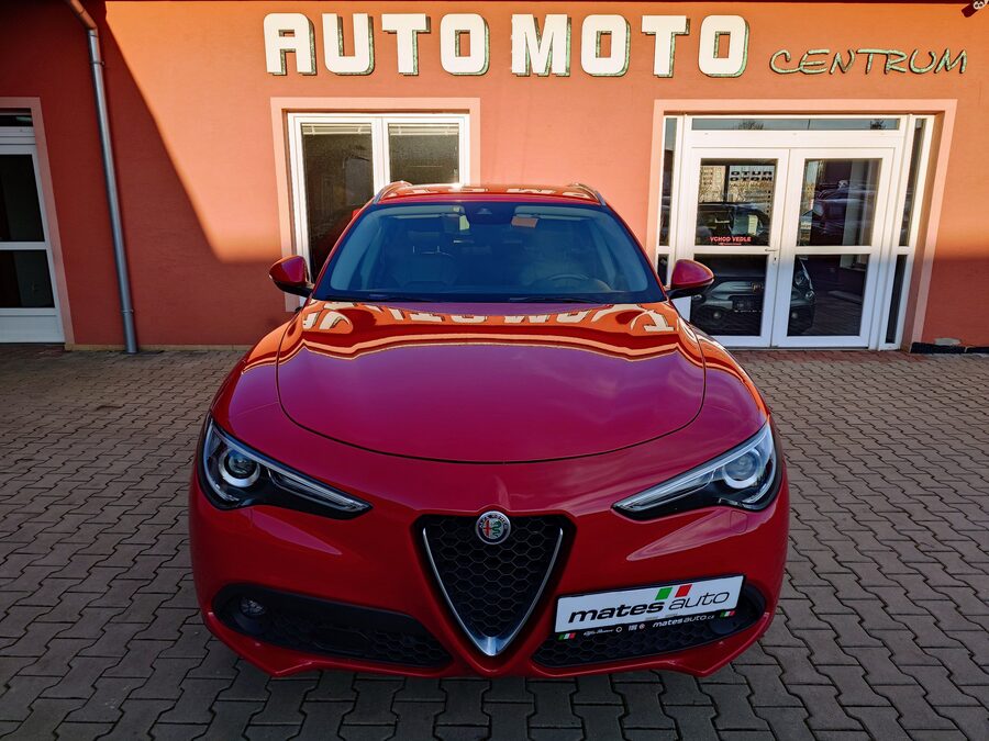 Alfa Romeo Stelvio 2.2 JTDM Q4 Business 140 kW – fotografie 7 z 26