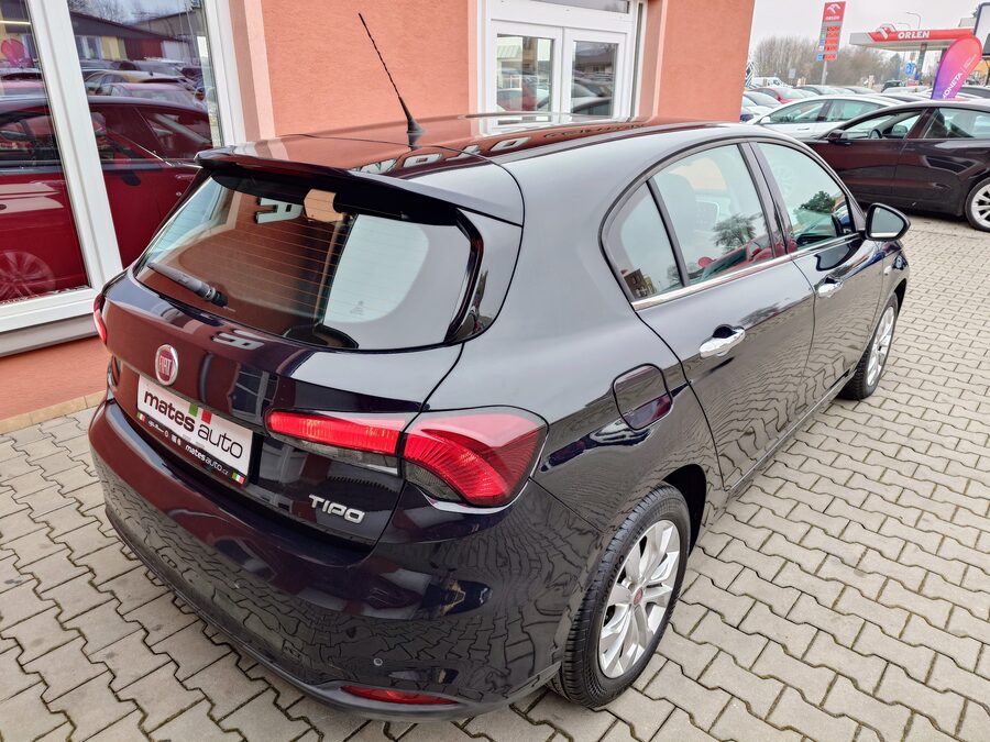 Fiat Tipo 1.4 Lounge 70kW – fotografie 6 z 26