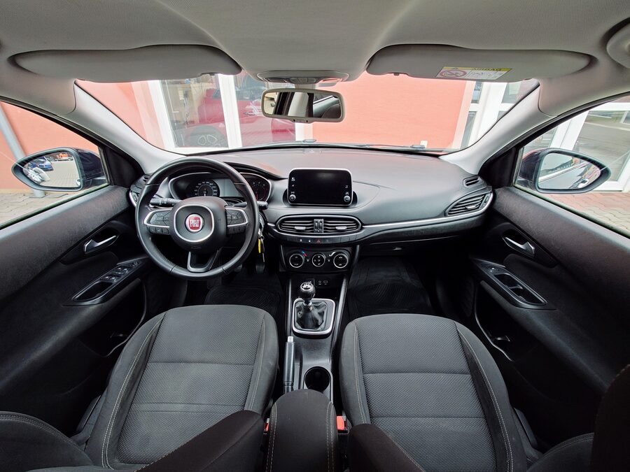 Fiat Tipo 1.4 Lounge 70kW – fotografie 19 z 26
