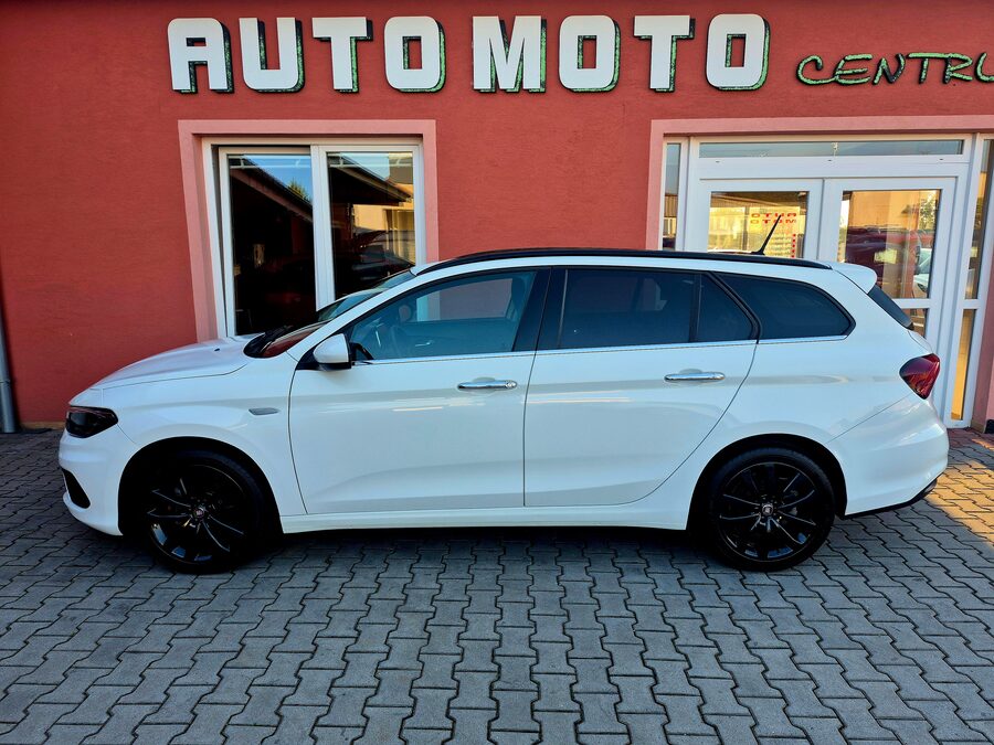 Fiat Tipo 1.4 T-JET 88kw Lounge – fotografie 2 z 27