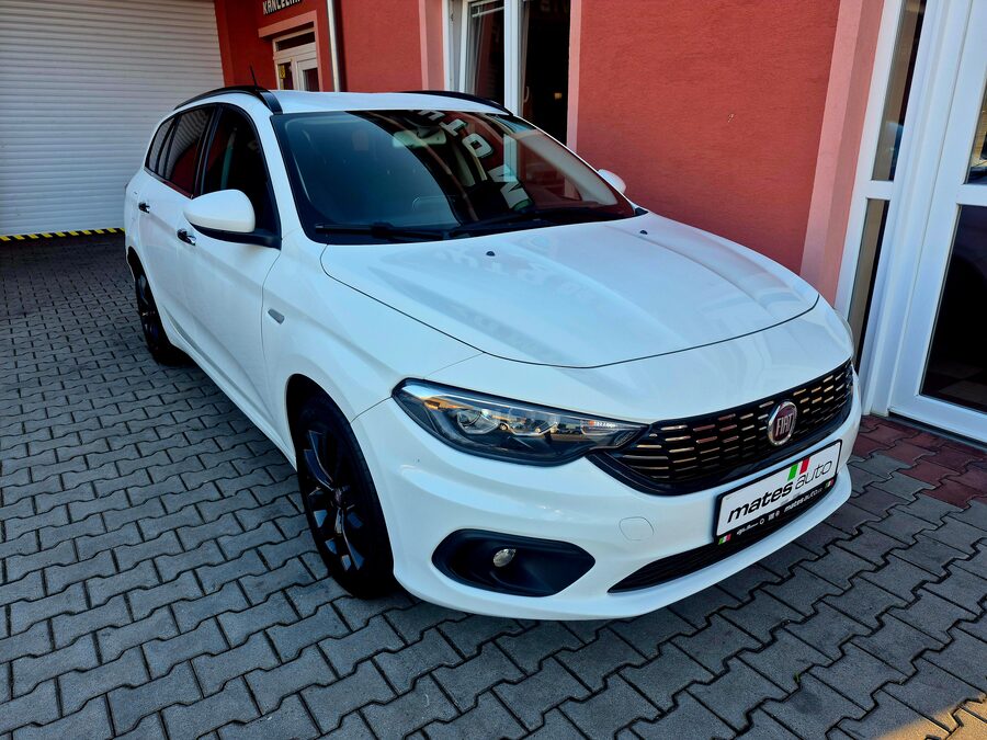 Fiat Tipo 1.4 T-JET 88kw Lounge – fotografie 4 z 27