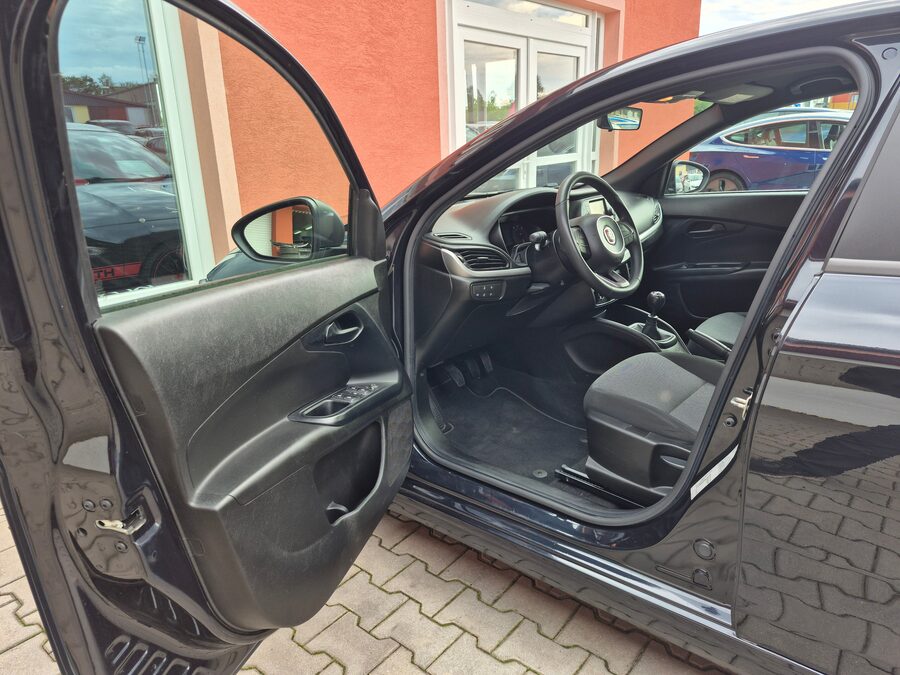 Fiat Tipo 1.4 70kw Street – fotografie 12 z 26