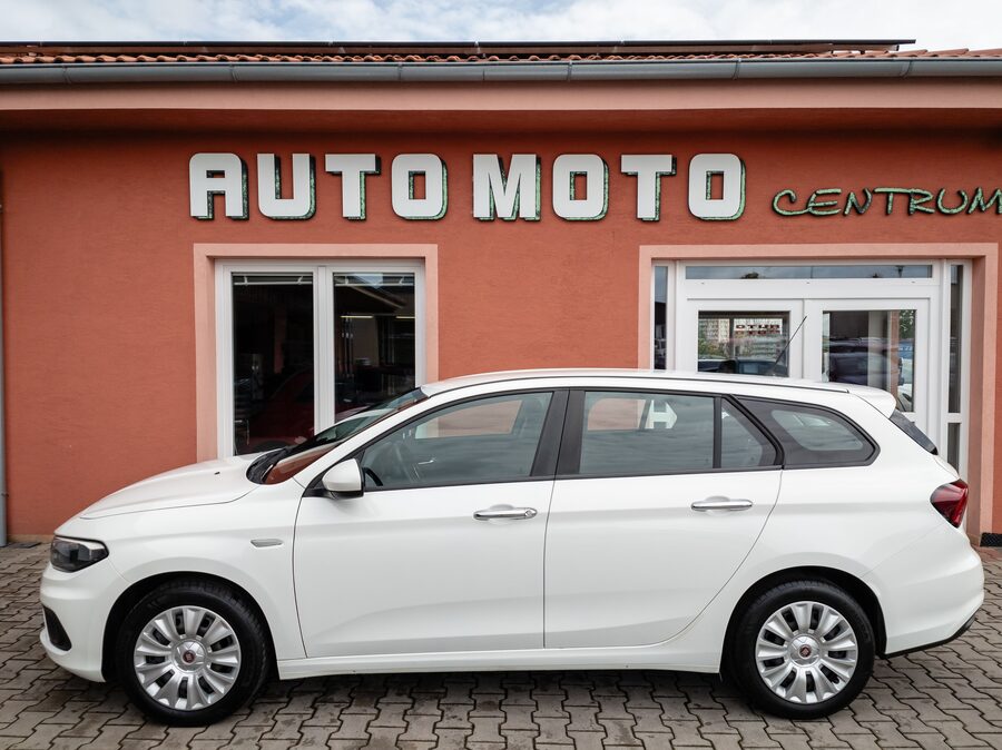 Fiat Tipo 1.4 Easy 70 kW – fotografie 2 z 26