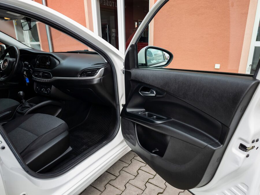 Fiat Tipo 1.4 Easy 70 kW – fotografie 14 z 26
