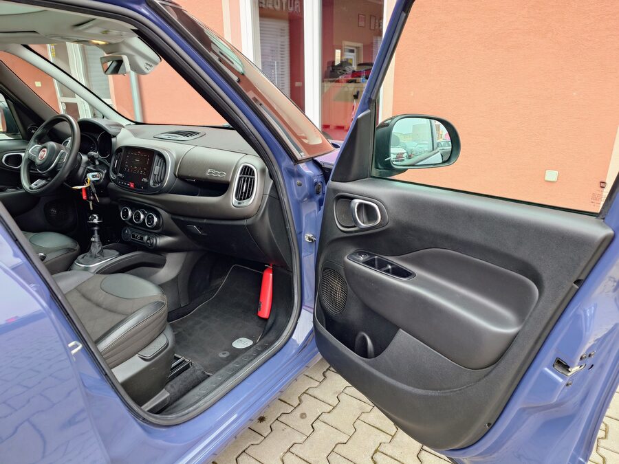 Fiat 500L 1.4 Turbo Lounge 88kW – fotografie 14 z 25