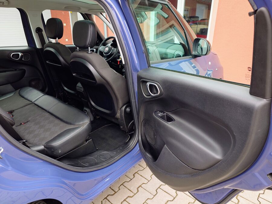 Fiat 500L 1.4 Turbo Lounge 88kW – fotografie 18 z 25