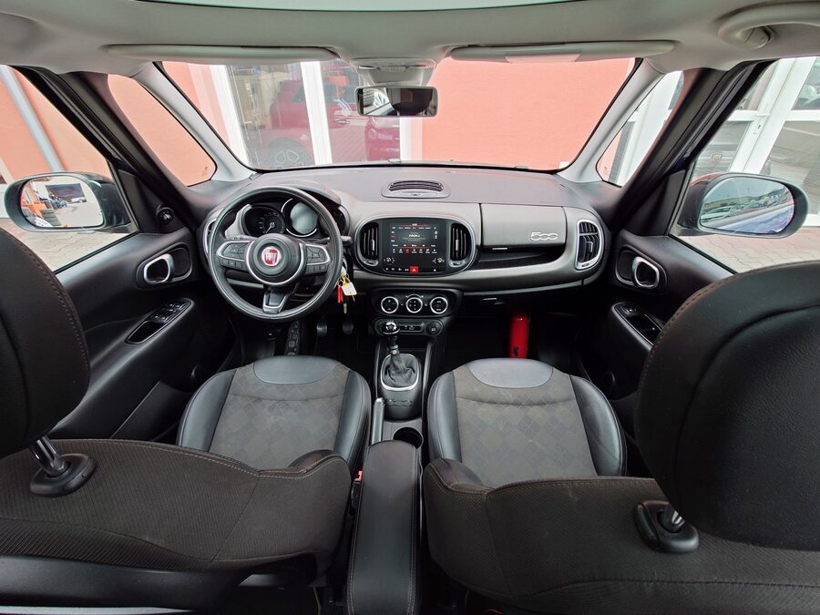 Fiat 500L 1.4 Turbo Lounge 88kW – fotografie 19 z 25