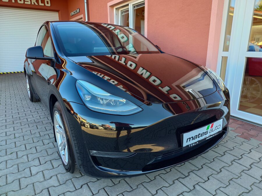 Tesla Model Y Long Range Dual Motor 378 kW, Berlín, tažné zařízení – fotografie 5 z 26