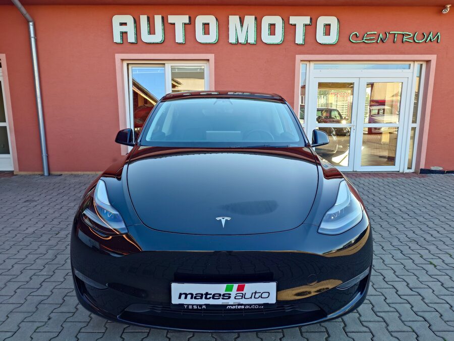 Tesla Model Y Long Range Dual Motor 378 kW, Berlín, tažné zařízení – fotografie 8 z 26