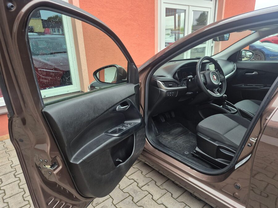 Fiat Tipo 1.4 70kw EASY – fotografie 12 z 27