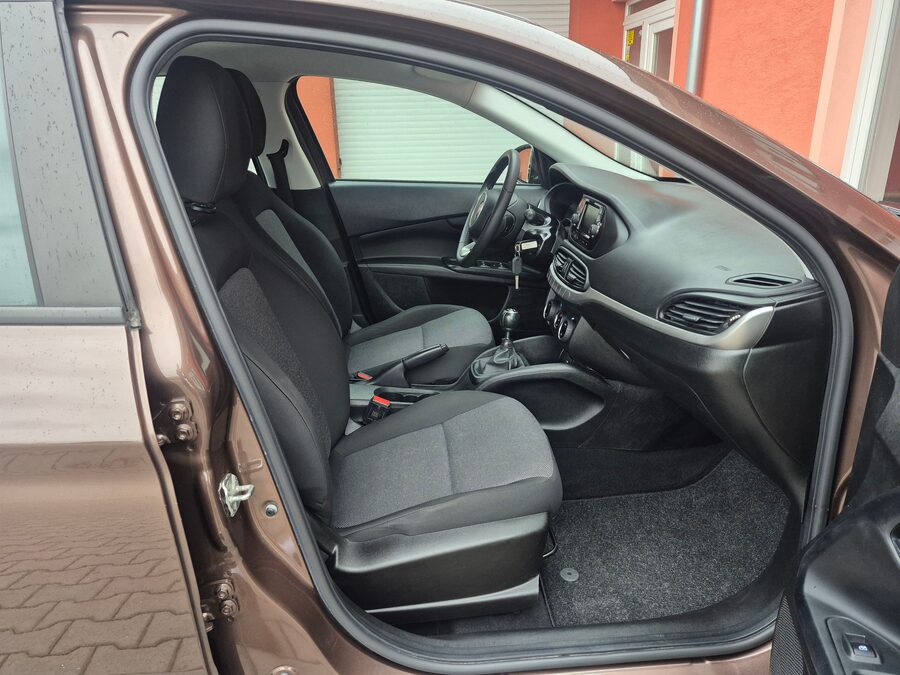 Fiat Tipo 1.4 70kw EASY – fotografie 13 z 27