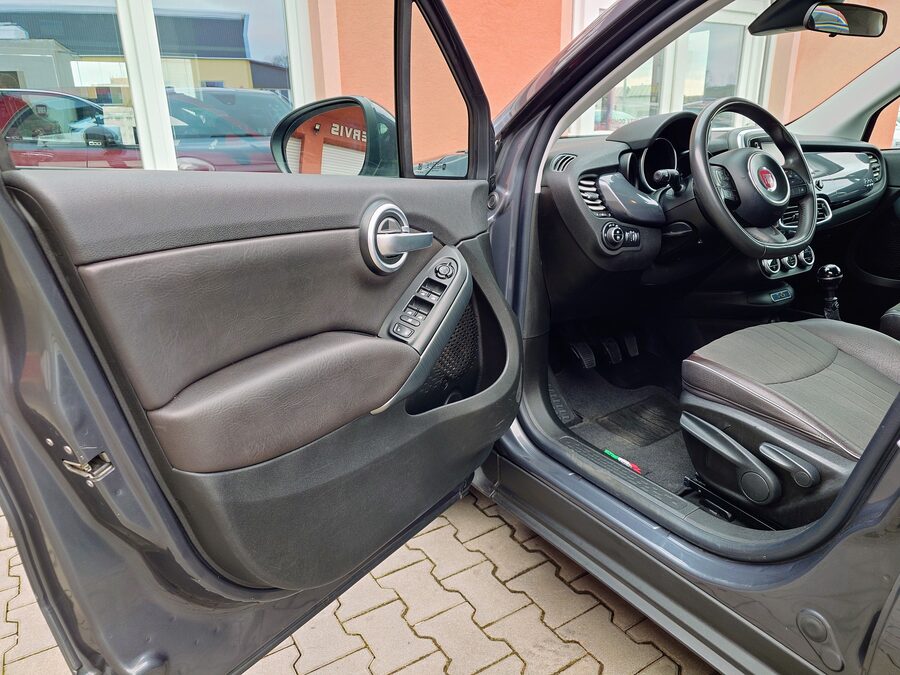 Fiat 500X 1.4 MultiAir 103 kW 4x2 – fotografie 13 z 24