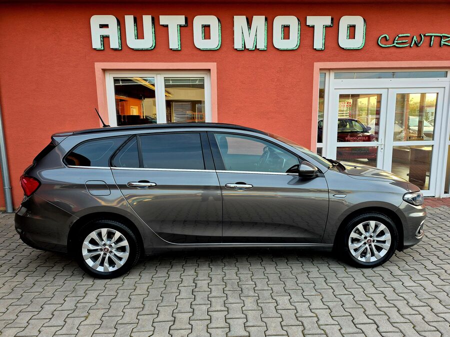 Fiat Tipo 1.4 Turbo Lounge 88 kW – fotografie 5 z 26