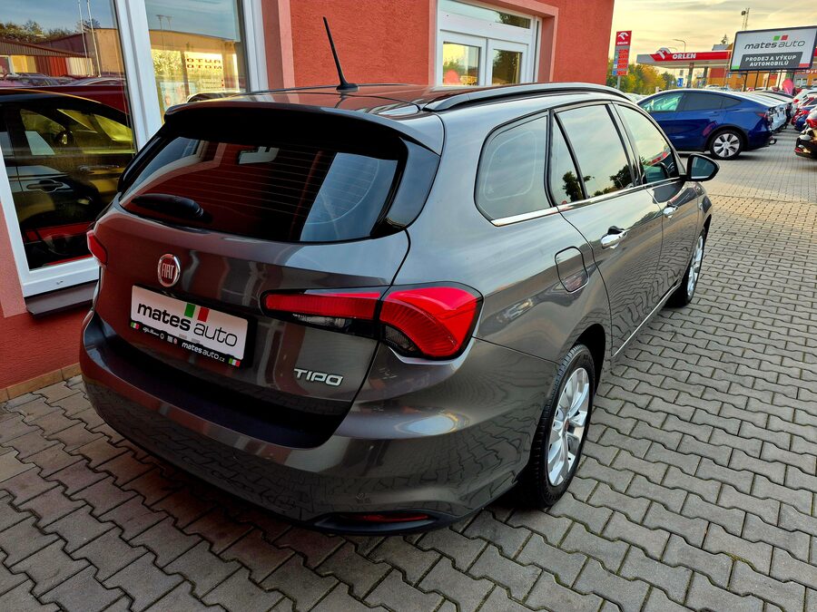 Fiat Tipo 1.4 Turbo Lounge 88 kW – fotografie 6 z 26