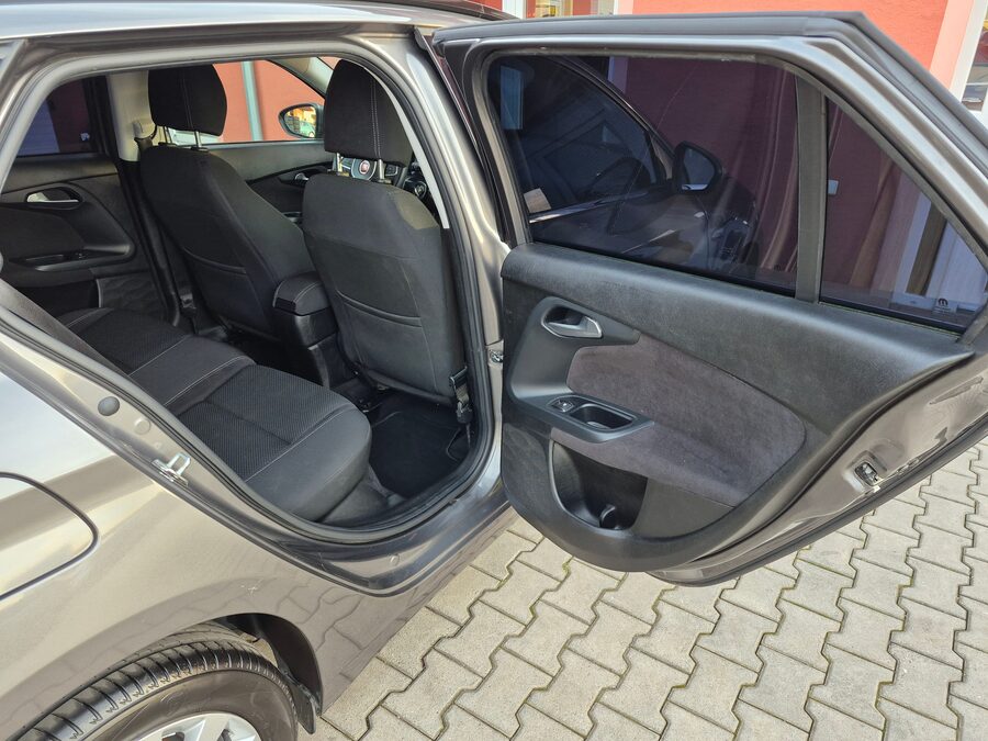 Fiat Tipo 1.4 Turbo Lounge 88 kW – fotografie 18 z 26