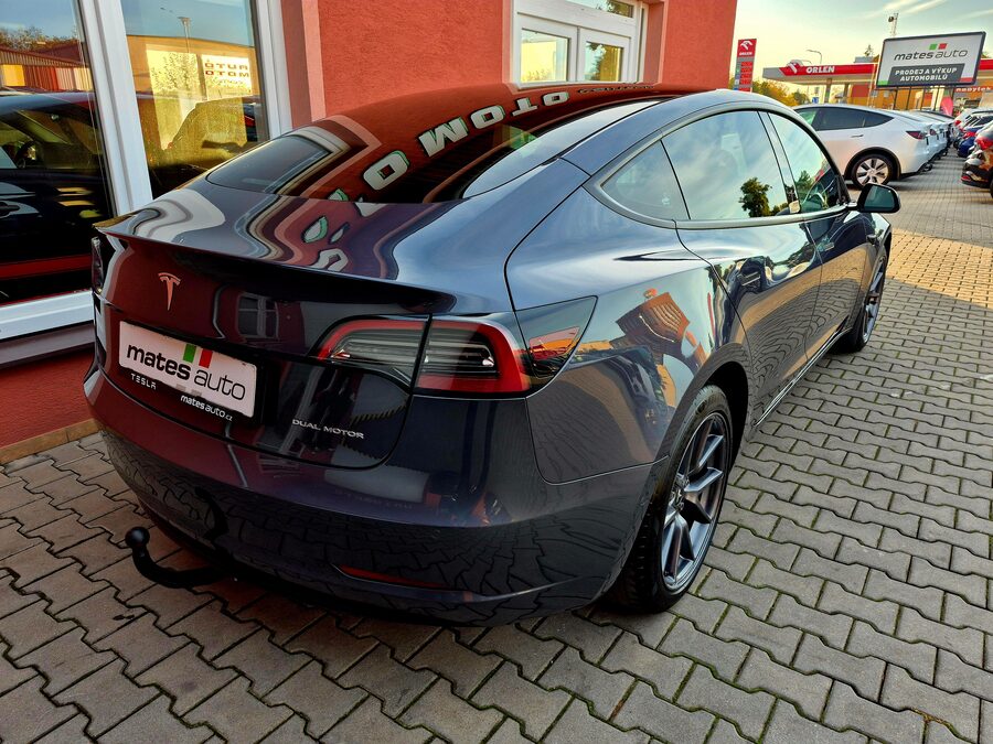 Tesla Model 3 Long Range Dual Motor 366 kW, tažné zařízení – fotografie 6 z 28