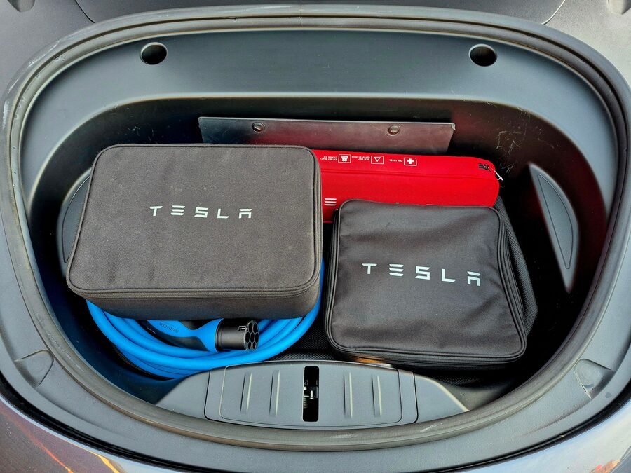 Tesla Model 3 Long Range Dual Motor 366 kW, tažné zařízení – fotografie 8 z 28