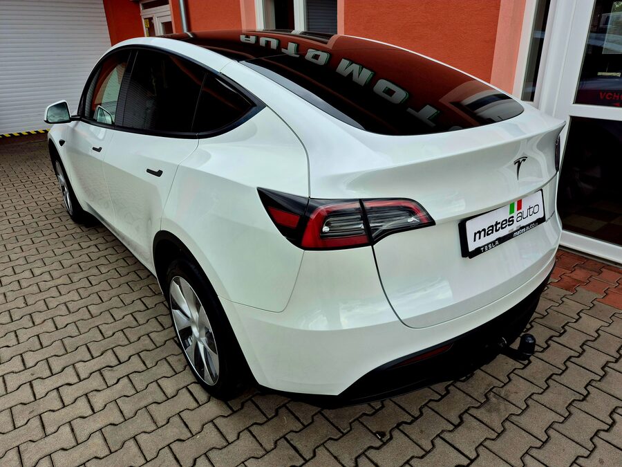 Tesla Model Y Long Range Dual Motor 378 kW, Berlín – fotografie 3 z 28