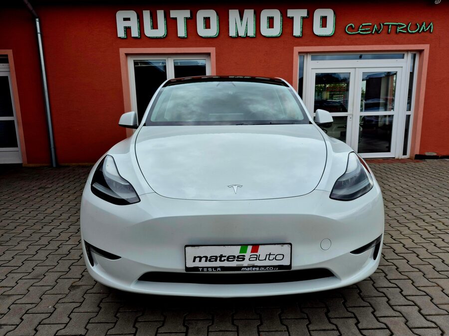 Tesla Model Y Long Range Dual Motor 378 kW, Berlín – fotografie 7 z 28
