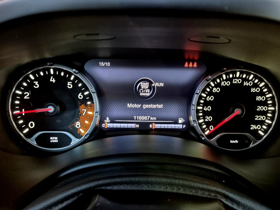 Jeep Renegade 1.4 M-Air Limited 103 kW – fotografie 20 z 25